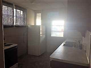 329 Front St - Photo 3 of 10