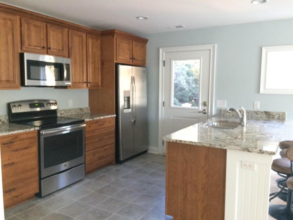 677 Oak Marsh Dr - Photo 2 of 4