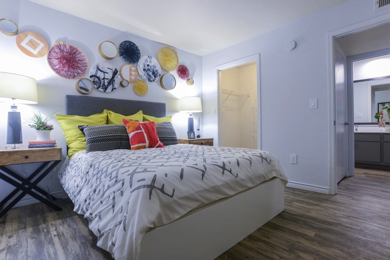 Radius at The Domain - Photo 5 of 22