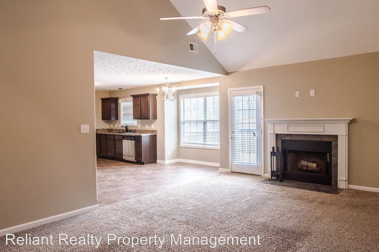 412 Zurich Ct - Photo 3 of 18