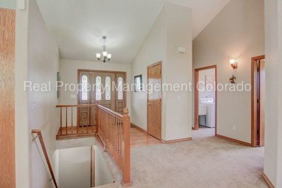 10756 W Ottawa Ave - Photo 3 of 14