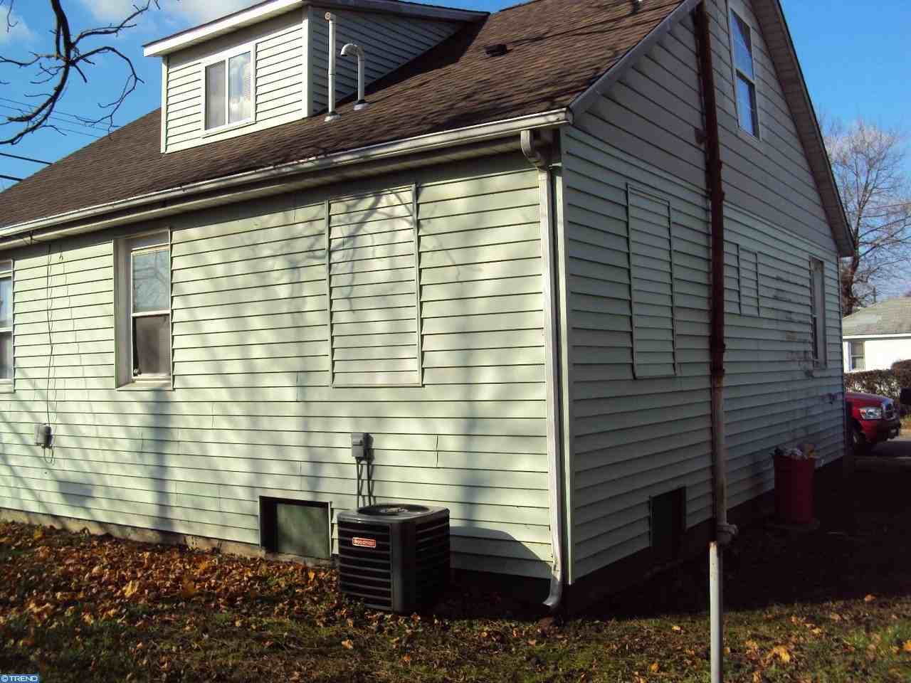 35 Willis St - Photo 2 of 9