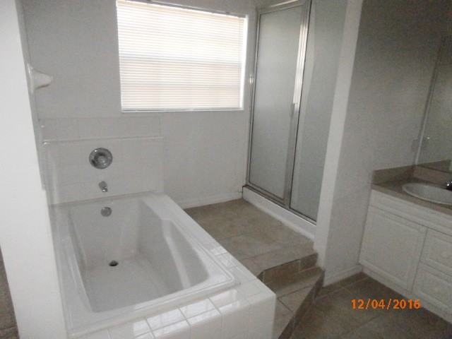 2909 Fan Palm Dr - Photo 3 of 12