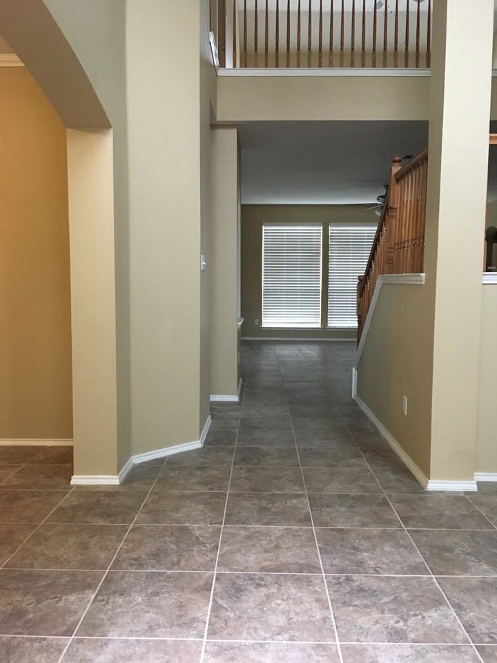 749 Mulberry Ln - Photo 2 of 36