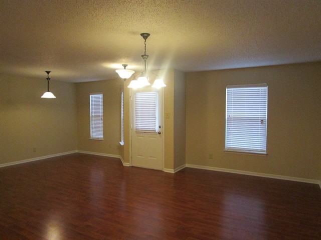 12915 Old Glory Dr - Photo 2 of 19