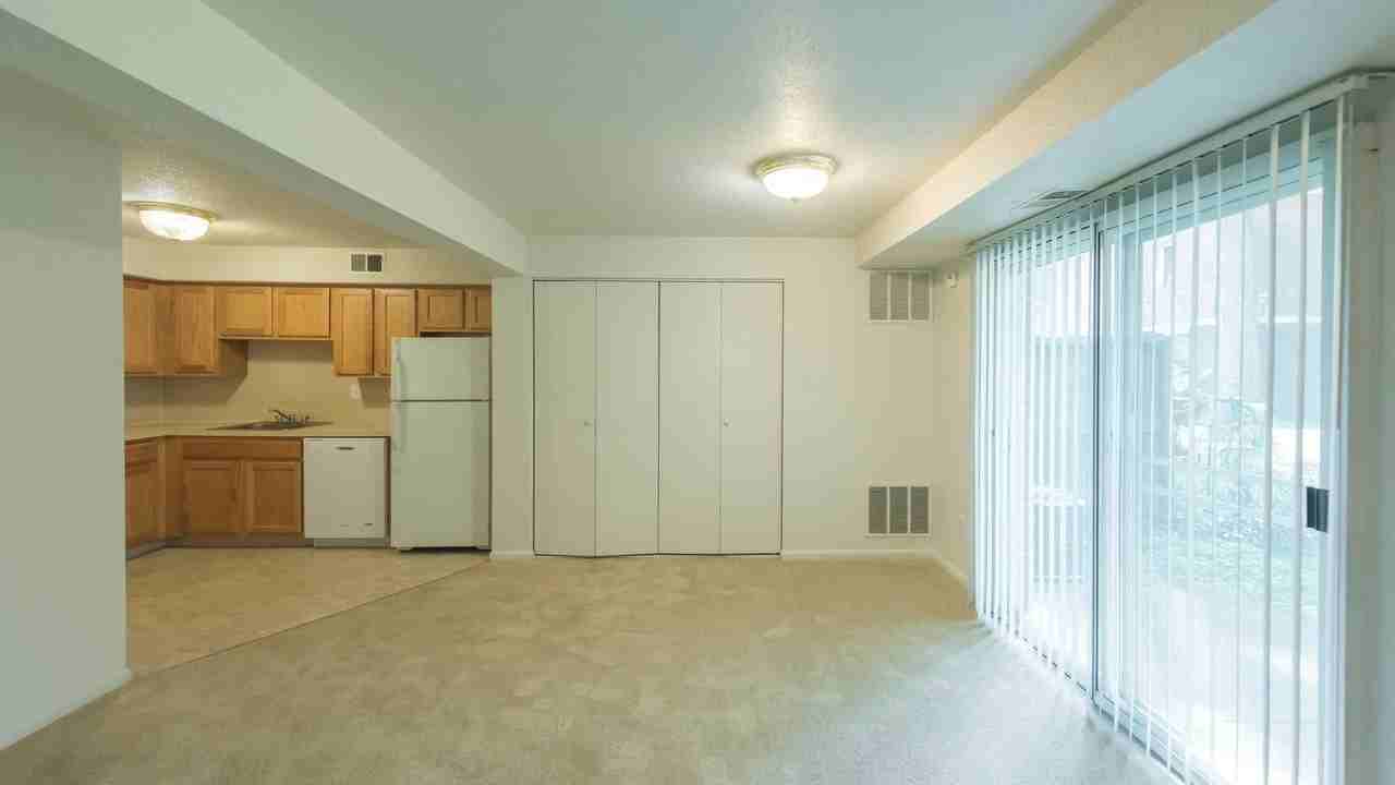 Rolling Green - Milford - Photo 3 of 20