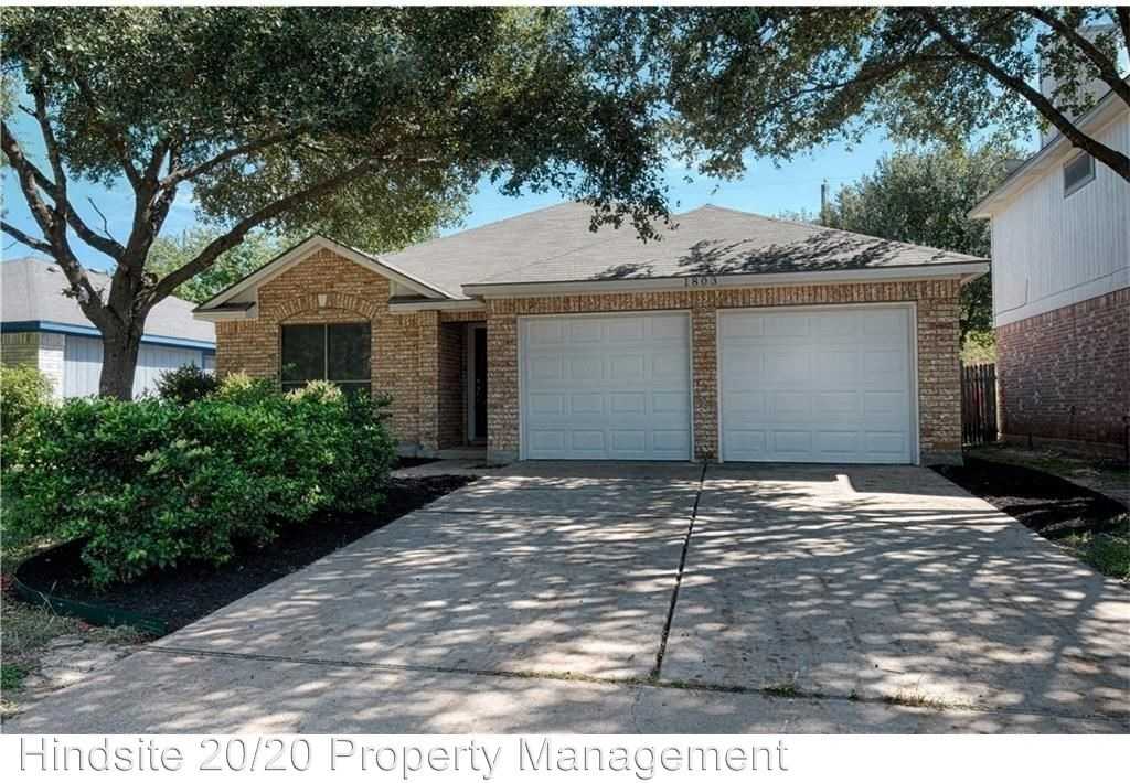 1803 Hollow Tree Blvd - Photo 2 of 30