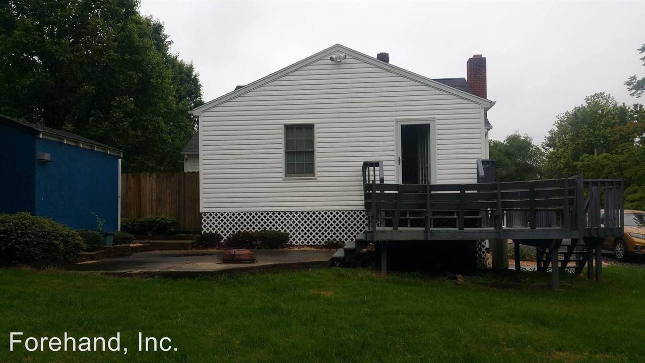 263 Crescent Ln - Photo 3 of 25