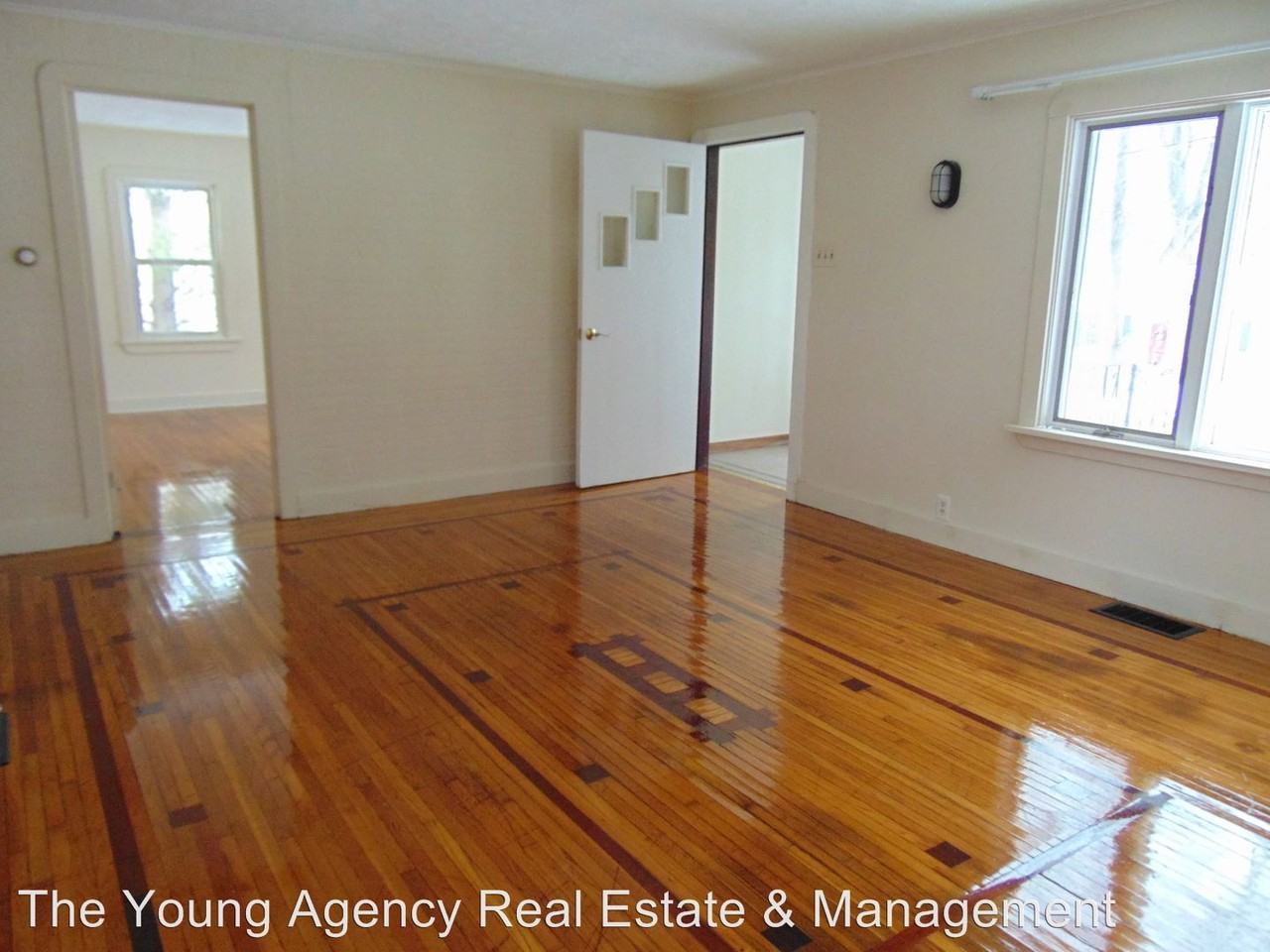178 Clark St - Photo 3 of 8