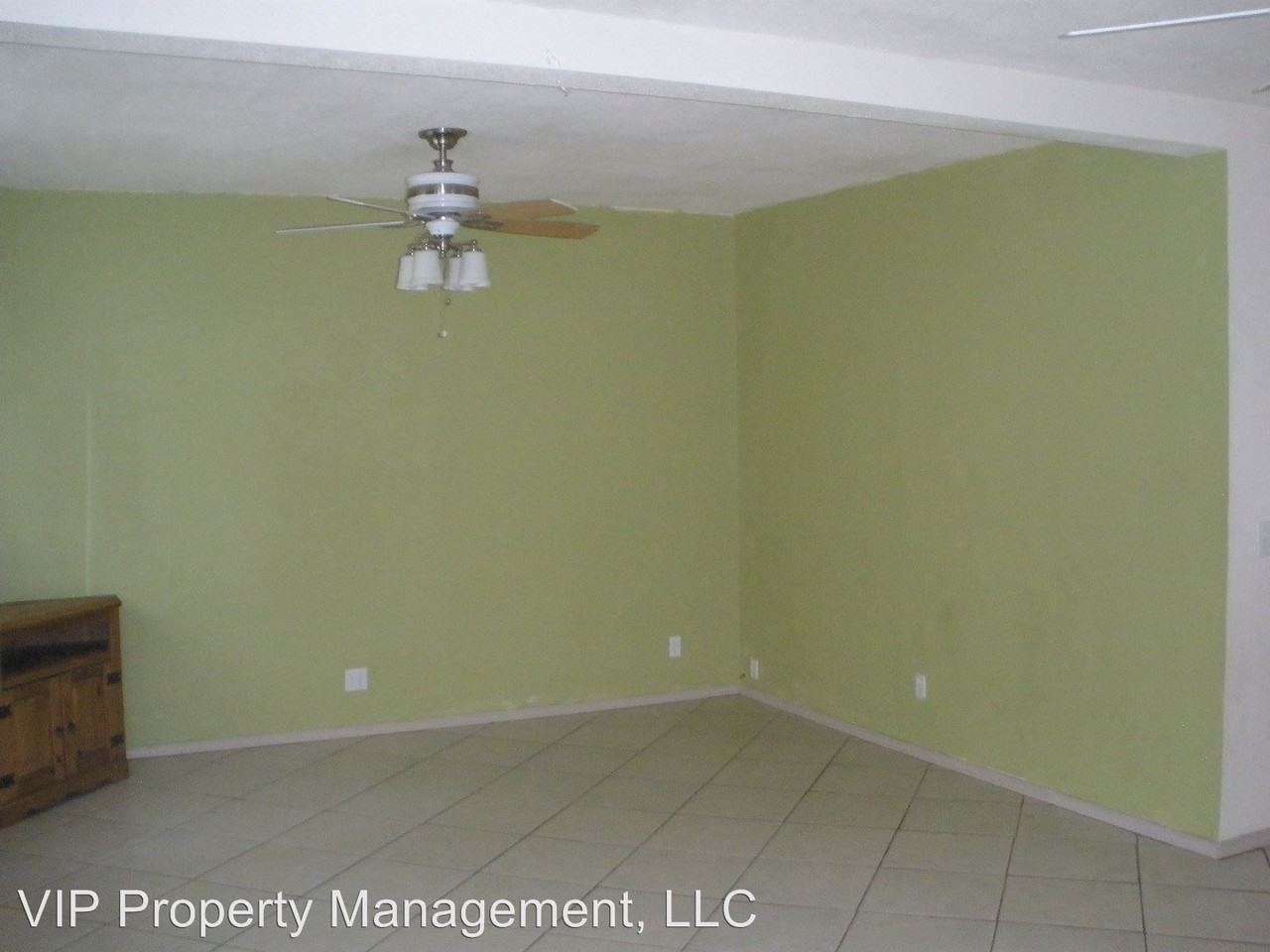 211 Sunset Dr - Photo 3 of 19