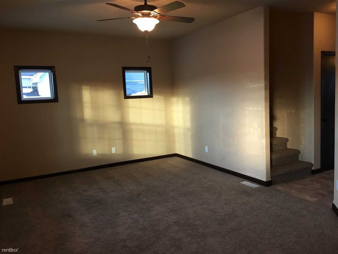 1415 4th St SW - Photo 2 of 21