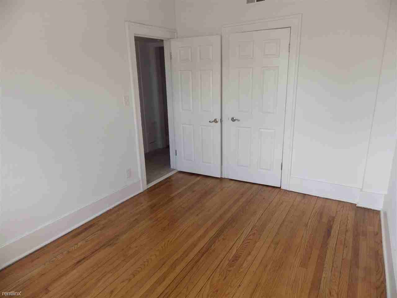 184-260 W Nine Mile Rd #3 - Photo 2 of 9