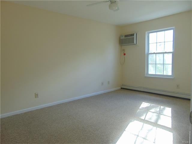 13 Lexington Hills Rd - Photo 3 of 8