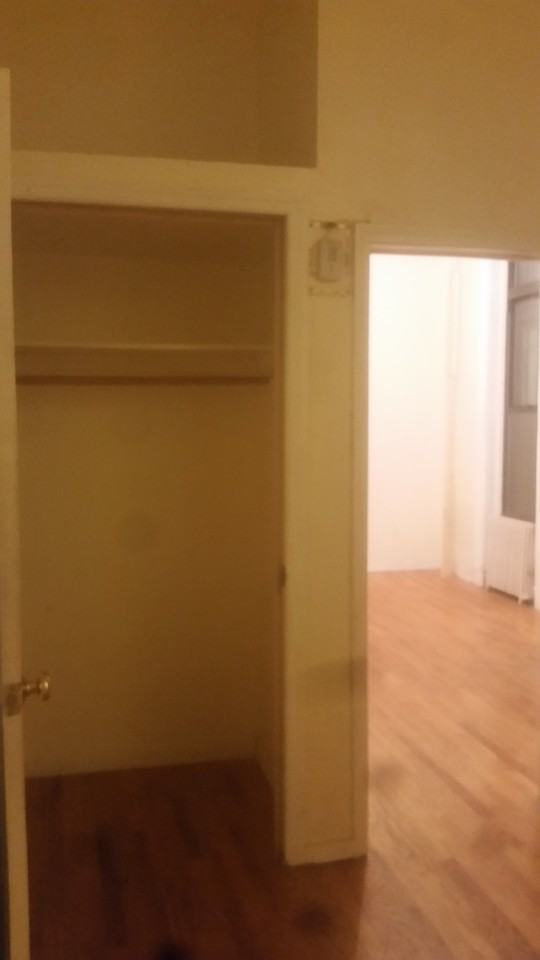 741 Dekalb Ave #1D - Photo 3 of 7