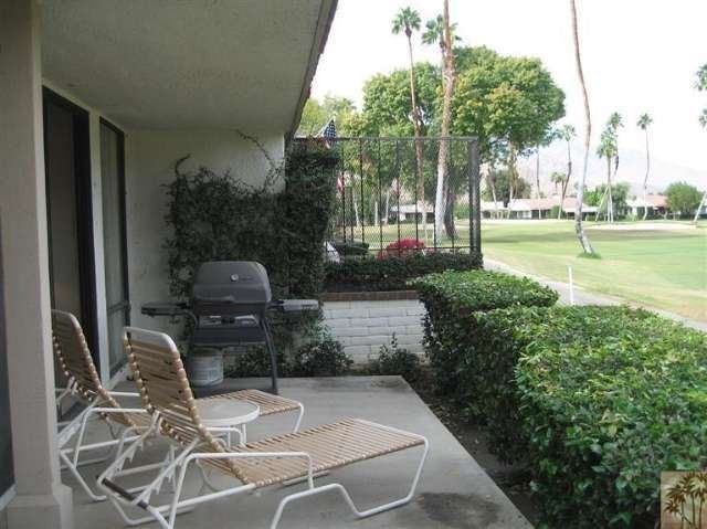 111 S Torremolinos Dr - Photo 3 of 17