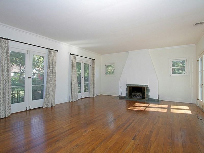 550 La Mesa Pl - Photo 3 of 19