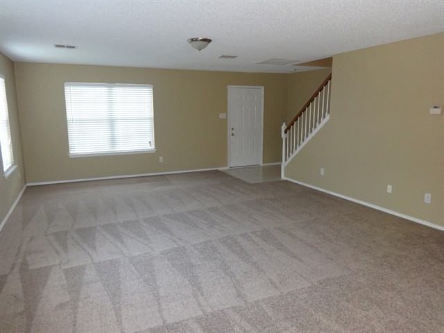 7103 Chambers Creek Ln - Photo 3 of 12