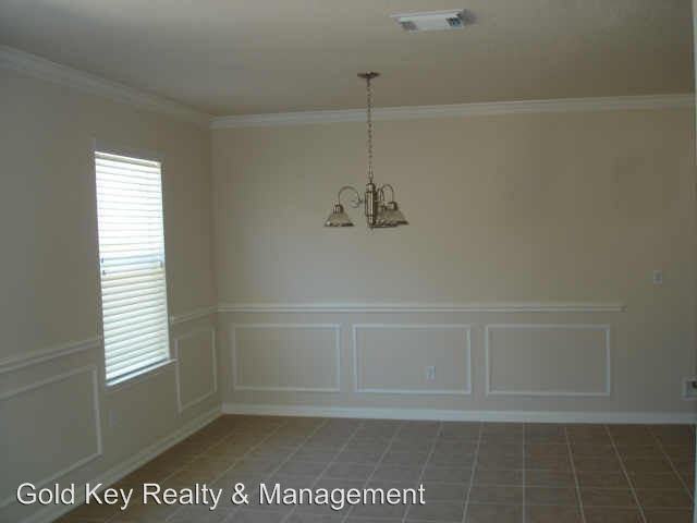 11815 Belle Ct - Photo 3 of 8