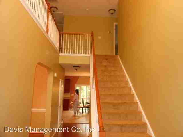 5980 Erin Leigh Dr - Photo 3 of 12