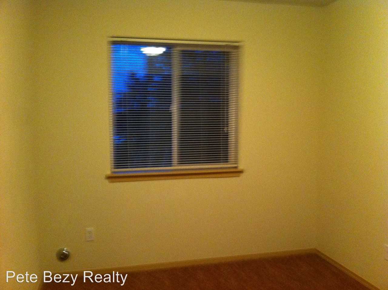 308 Kayli Ct - Photo 2 of 8