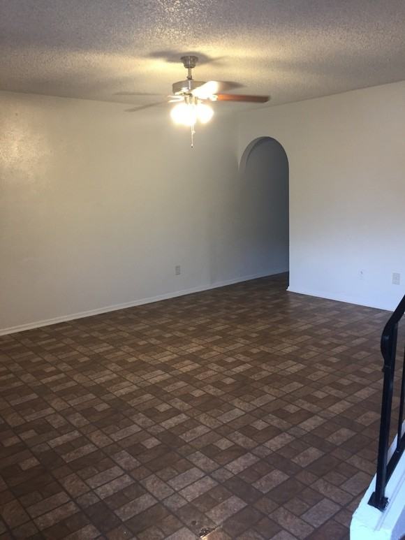 1770 Farleigh Ct - Photo 2 of 15