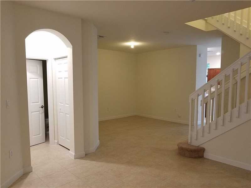 9339 W 34th Ct - Photo 3 of 8