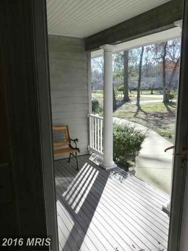 324 Prospect Bay Dr W - Photo 2 of 17