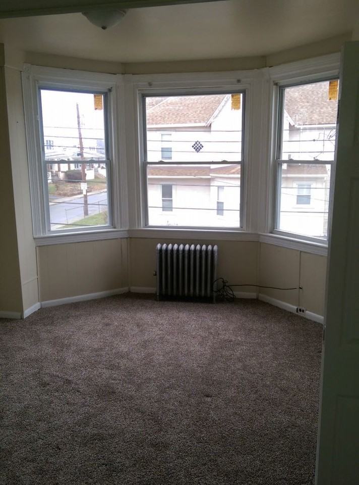 927 Coates St #2ndFL - Photo 2 of 7