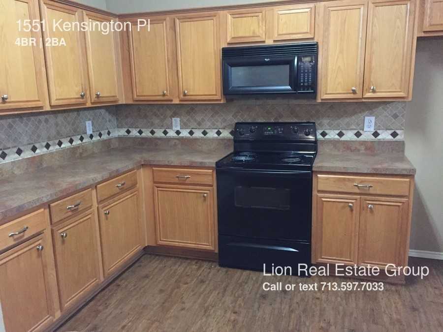 1551 Kensington Pl - Photo 2 of 8