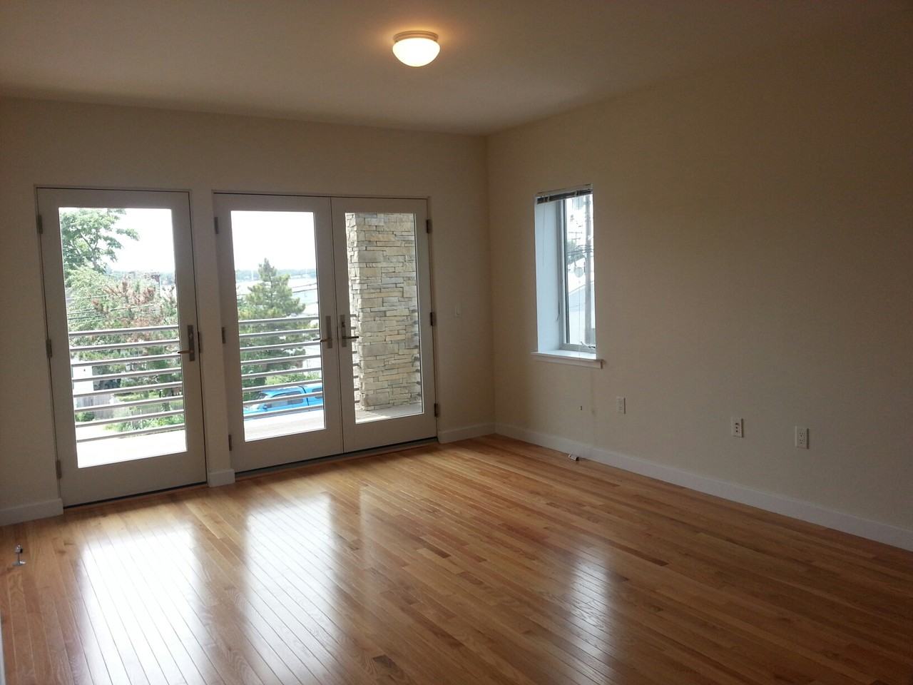 25 Matinecock Avenue - Photo 2 of 5