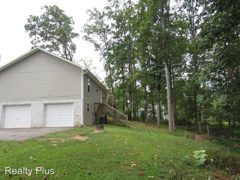 718 Duvall Ct - Photo 2 of 14