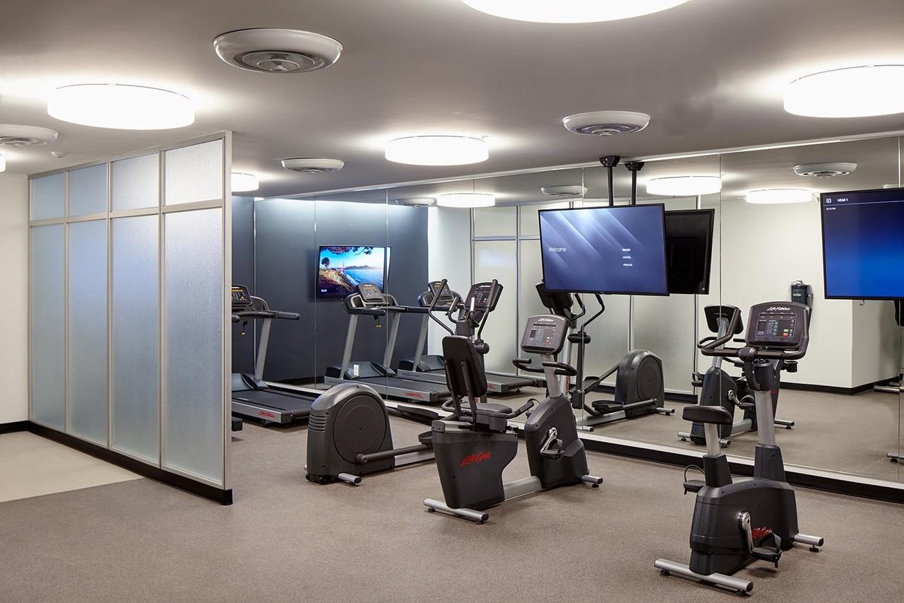 Interstate Flats - Photo 6 of 50