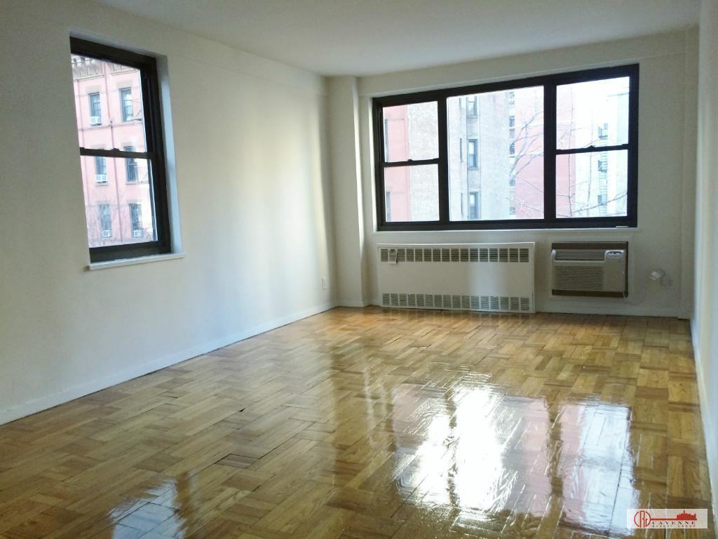 Lexington Ave #CW025