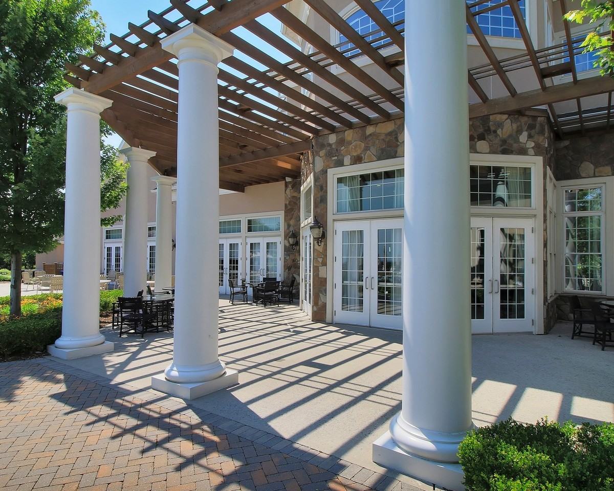 59 Quarry Dr #D2 - Photo 2 of 20