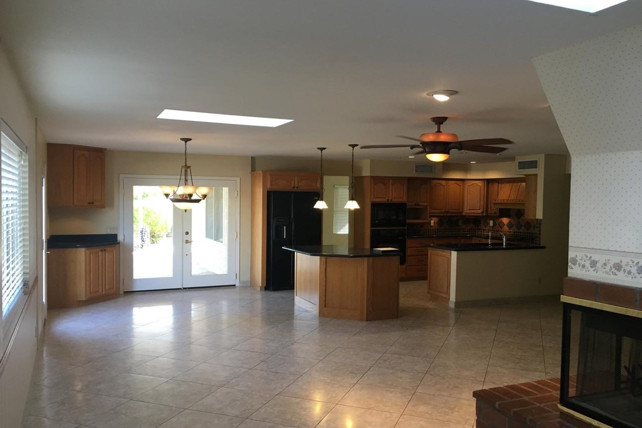 15841 N 56th Way - Photo 3 of 17