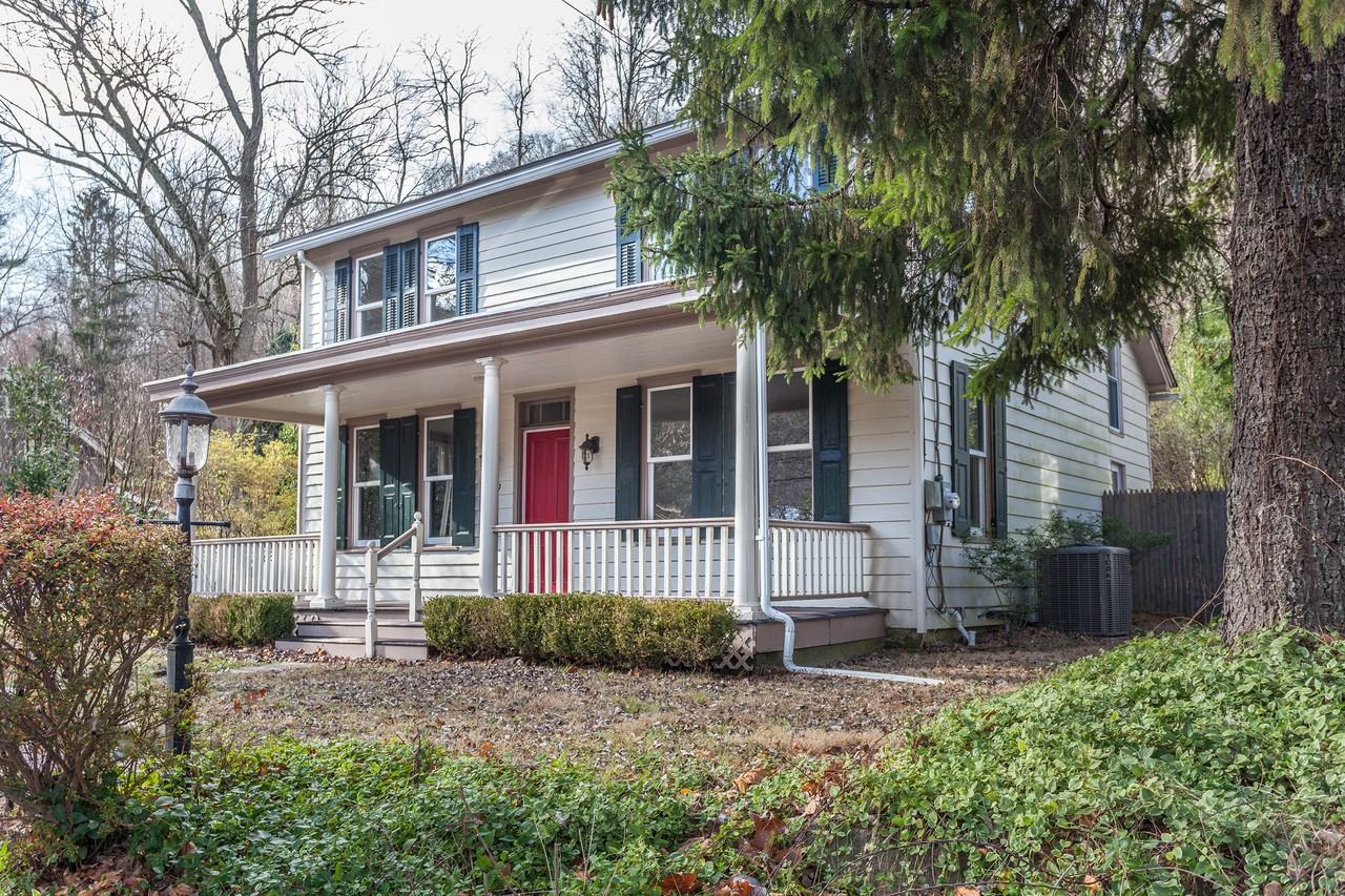 6669 Fleecy Dale Rd - Photo 2 of 16