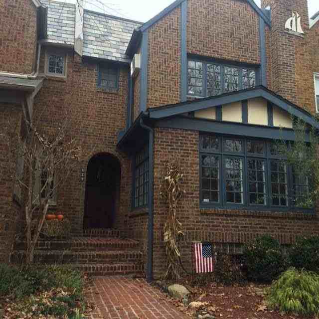 629 W Ellet St - Photo 2 of 16