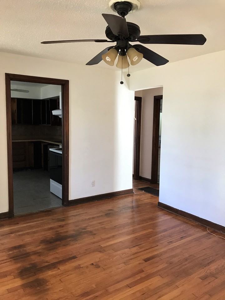 3134 La Vista Dr - Photo 2 of 8