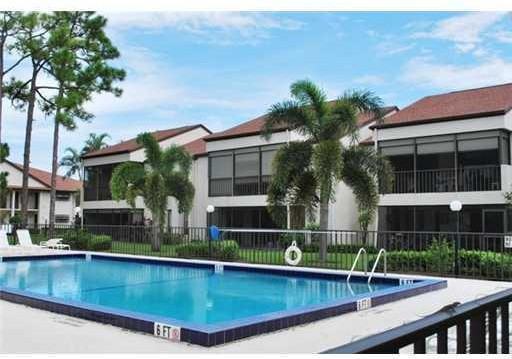 1001 Wingfoot Dr #C - Photo 3 of 8