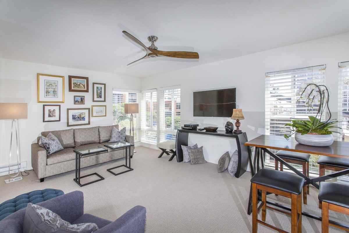 1040 Coast Blvd - Photo 3 of 25