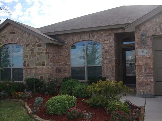 1621 Etta Dr - Photo 2 of 23