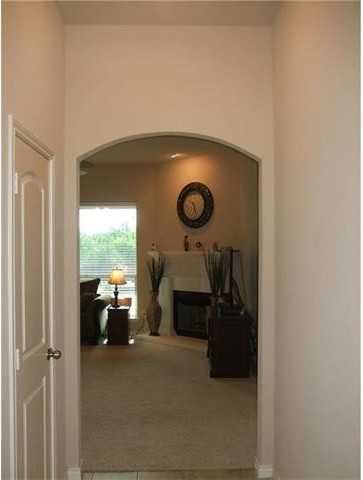 1621 Etta Dr - Photo 3 of 23