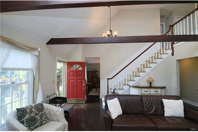 10 Cahill Rd - Photo 3 of 14