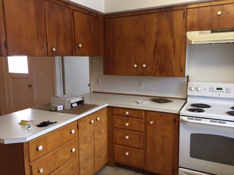 1111 Fontaine Dr - Photo 2 of 4