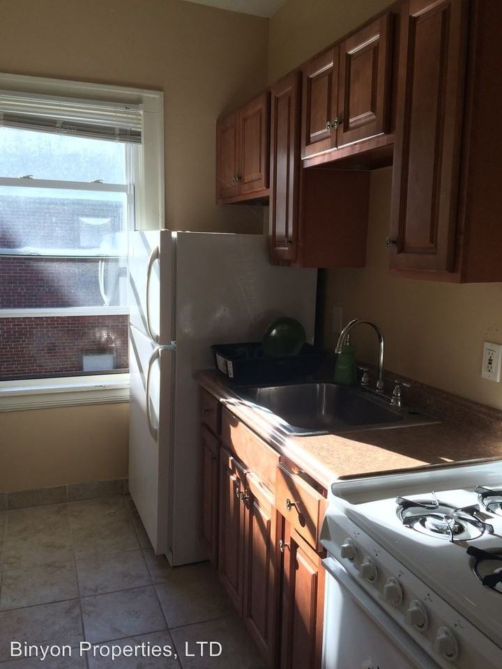 2865-2871 Hampton Road - Photo 2 of 9