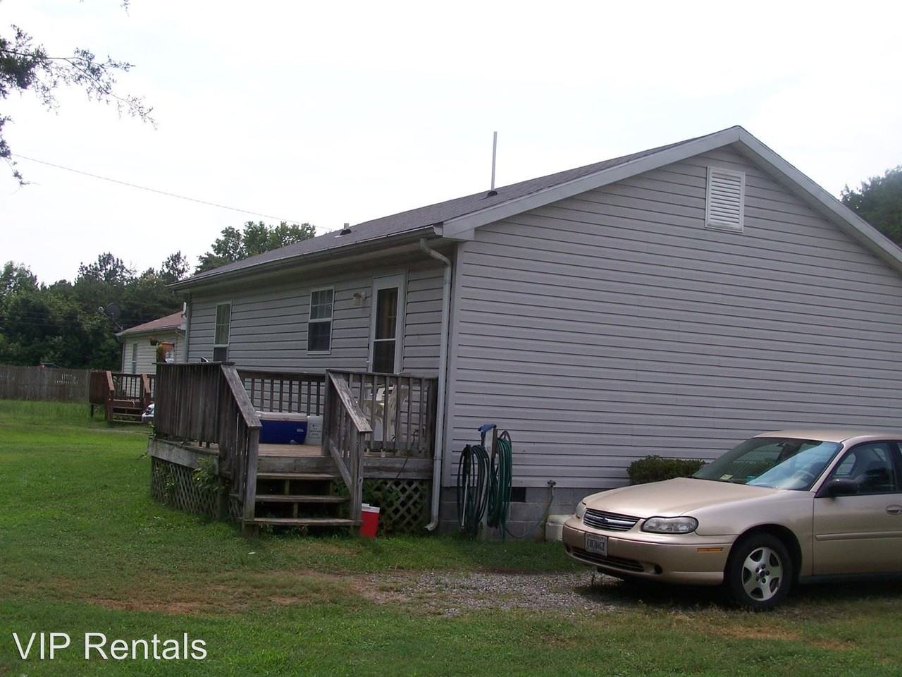 1507-1501 Shore Dr - Photo 2 of 3