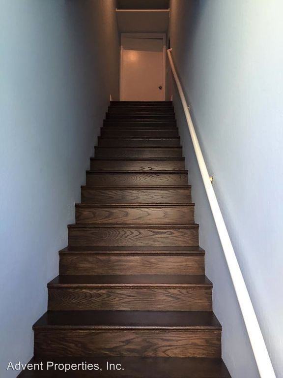 1004 9th Ave - Photo 2 of 13