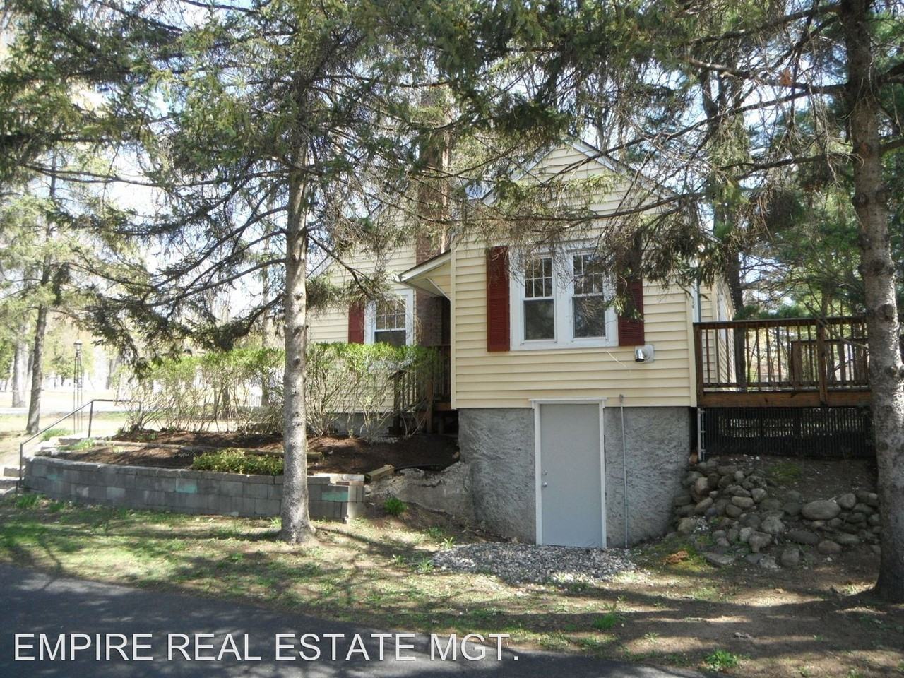 9 Cemetery Rd - Photo 2 of 7