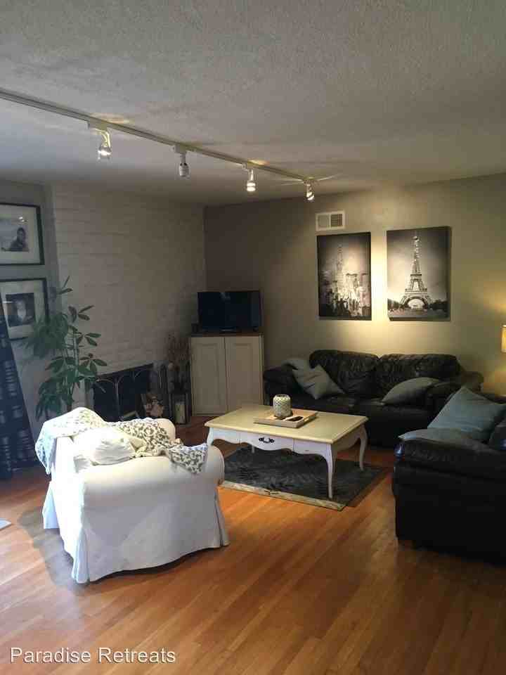 542 Alan Rd - Photo 2 of 19