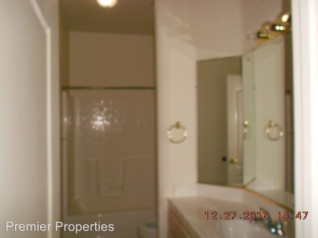 2982 E Granada Ave - Photo 3 of 10
